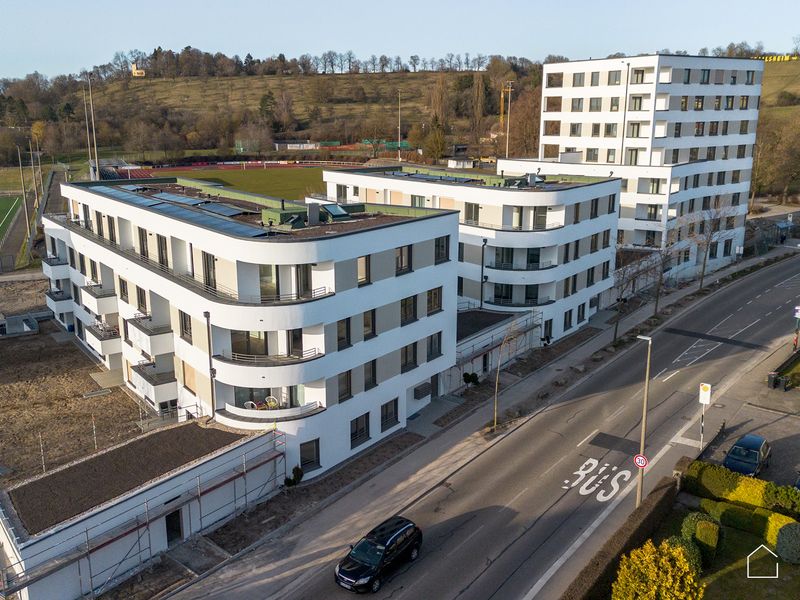 NEUE 3-Zi.-Whg. im 4.OG mit Balkon | EBK | KFZ | FBH